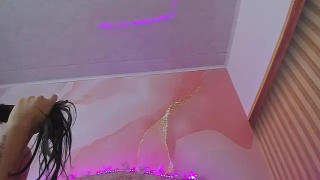 Bella  sweet online show from 12/02/25, 10:28