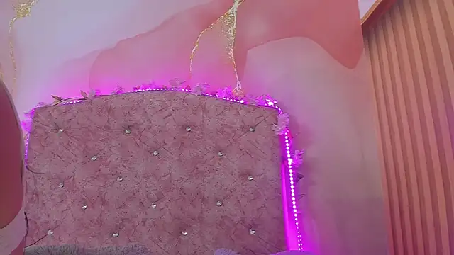 Bella  sweet online show from 12/19/25, 10:39