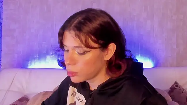 pixy 20 online show from 11/12/25, 09:02