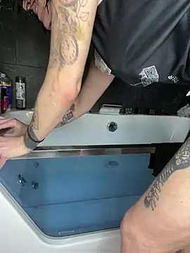 Luluof online show from 02/17/25, 12:38