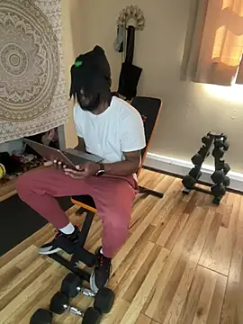 Luluof online show from 03/18/25, 05:33