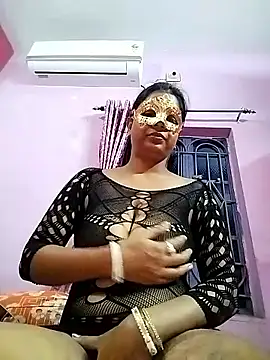 royaldoll-143 online show from 10/27/25, 05:03