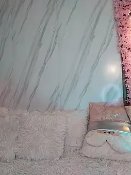 Nanda Vixen online show from 12/17/25, 10:15