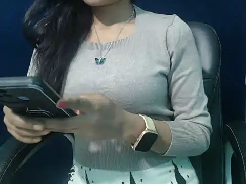 Yashi online show from 11/30/25, 04:41