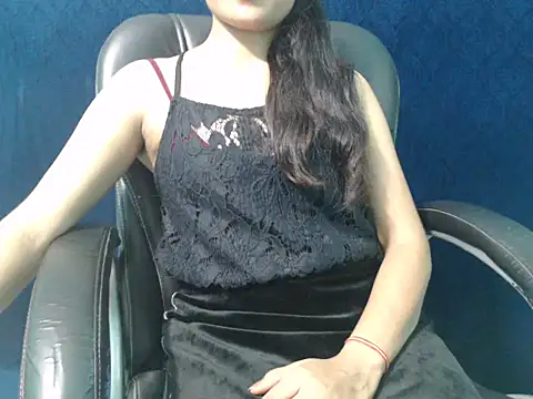Snapshot of Yashi chatting on 10/02/25, 09:07 Yashi online show from 10/02/25, 09:07