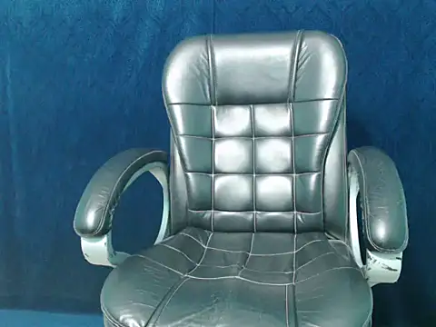 Yashi online show from 10/27/25, 08:43