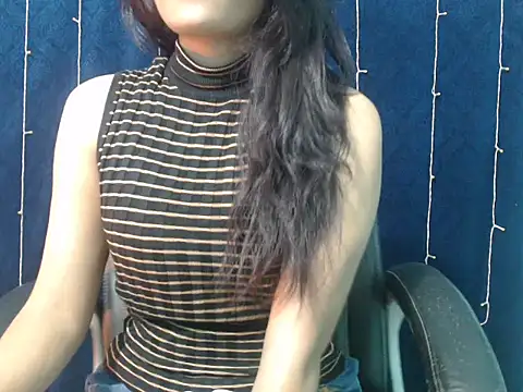 Yashi online show from 11/12/25, 05:28