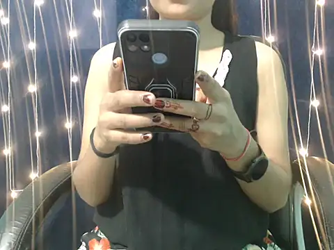 Yashi online show from 10/30/25, 09:51