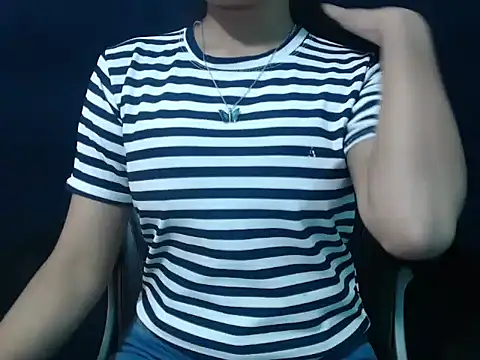 Snapshot of Yashi chatting on 01/16/26, 01:48 Yashi online show from 01/16/26, 01:48