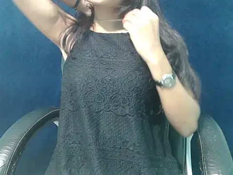 Yashi online show from 11/25/25, 01:33