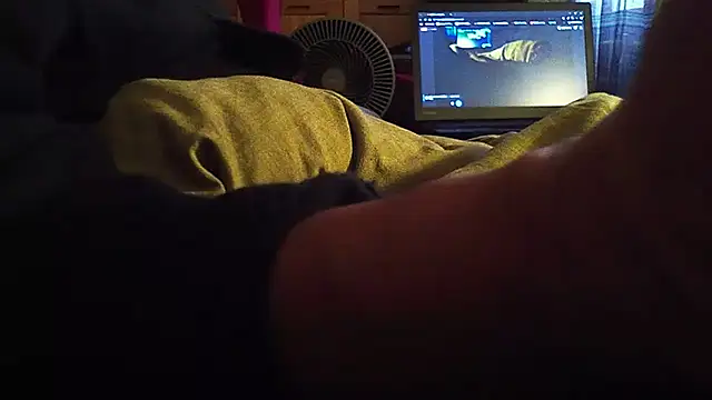 qoooqing67 online show from 11/05/25, 06:38