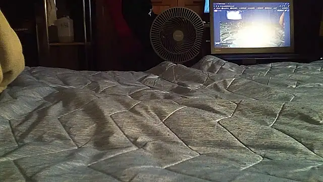 qoooqing67 online show from 11/04/25, 07:34