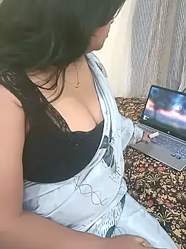 Snapshot of Ashwini_Gowda_91 chatting on 01/06/25, 04:55 Ashwini Gowda 91 online show from 01/06/25, 04:55