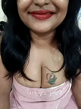 Snapshot of Ashwini_Gowda_91 chatting on 03/17/25, 03:36 Ashwini Gowda 91 online show from 03/17/25, 03:36