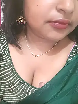 Snapshot of Ashwini_Gowda_91 chatting on 12/14/24, 05:25 Ashwini Gowda 91 online show from 12/14/24, 05:25