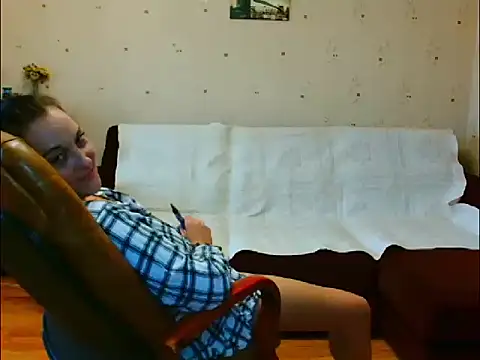 Alice3694 online show from 11/17/25, 09:02