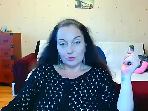 Alice3694 online show from 05/26/26, 07:17
