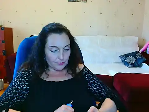 Alice3694 online show from 05/14/26, 06:43