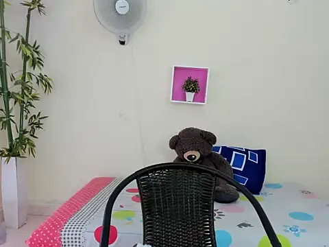 ASIAM BRUNET online show from 11/05/25, 02:31