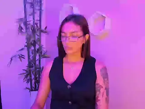 ASIAM BRUNET online show from 05/12/26, 04:02