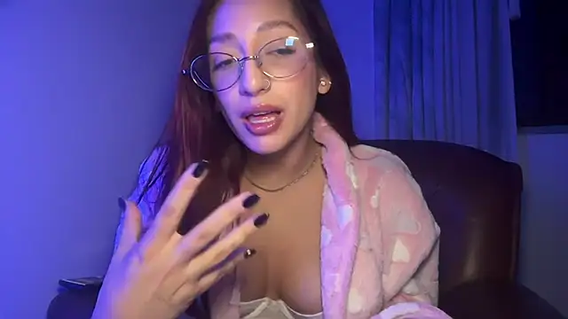 julialupato1606 online show from 03/02/26, 11:11