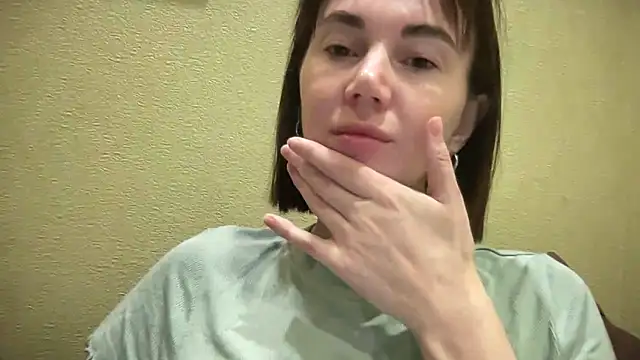 Snapshot of EvilDemon94 chatting on 04/18/26, 07:18 EvilDemon94 online show from 04/18/26, 07:18