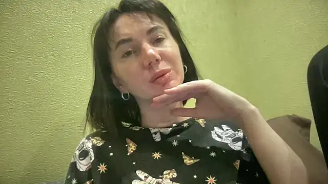 Snapshot of EvilDemon94 chatting on 04/29/26, 06:14 EvilDemon94 online show from 04/29/26, 06:14