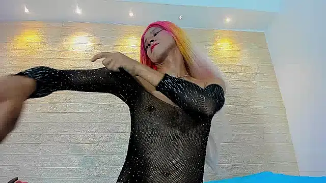 Samira Ali online show from 01/04/25, 04:32