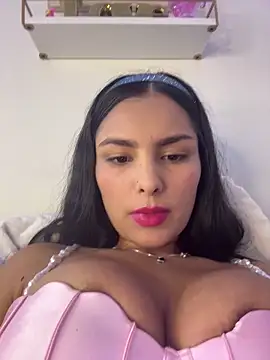 Snapshot of Maddy_Rouse_ chatting on 03/09/25, 02:18 Maddy Rouse  online show from 03/09/25, 02:18