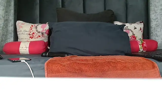 Lucy Blacksilk online show from 02/16/26, 07:45