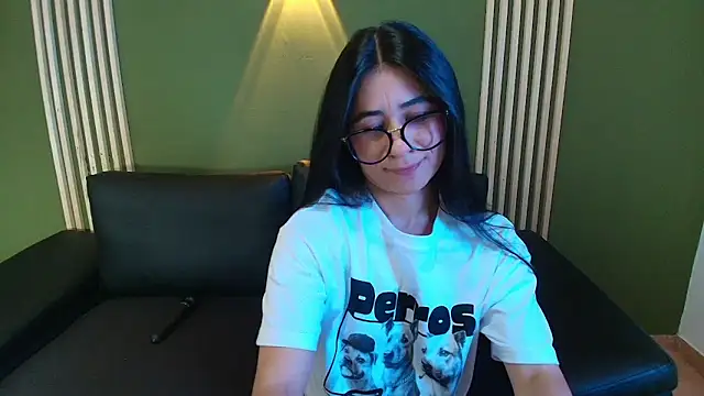 ChloeTurner  online show from 10/19/25, 03:26