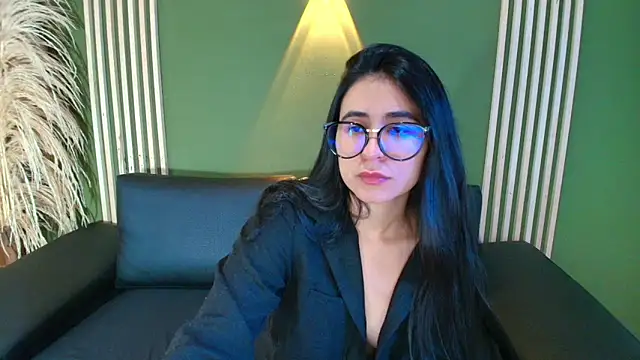 ChloeTurner  online show from 10/13/25, 03:13