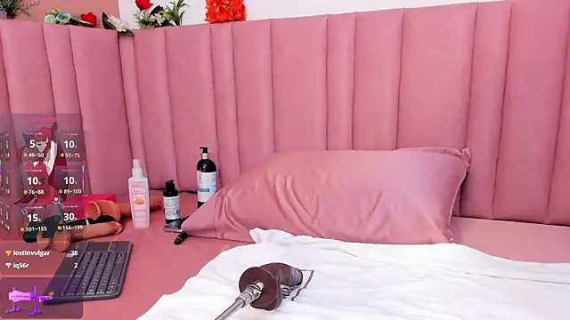 isabella santos1 online show from 04/20/26, 03:53