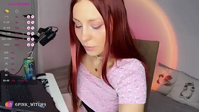 Snapshot of ValiaDoll chatting on 02/14/26, 05:57 ValiaDoll online show from 02/14/26, 05:57