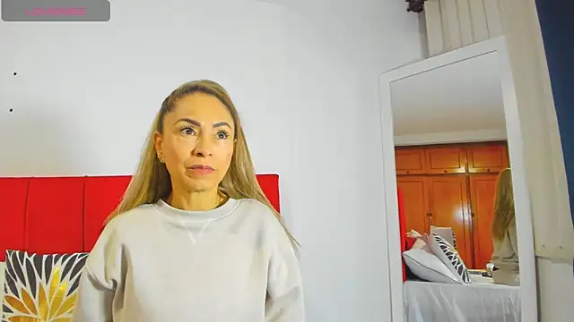 emagarcia online show from 11/30/25, 11:00