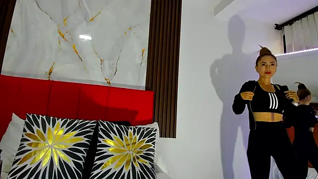 emagarcia online show from 12/22/25, 01:11