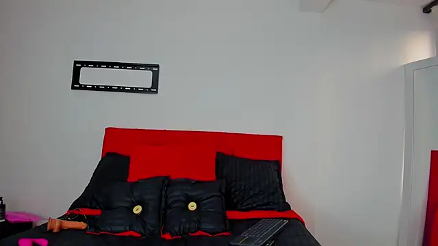 emagarcia online show from 11/02/25, 11:26