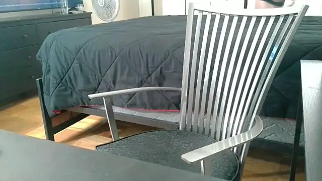 Aaron Rose25 online show from 12/21/25, 03:08