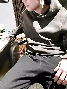 langelul12 online show from 02/26/25, 08:04