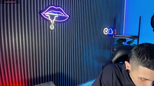 Jefer rick  online show from 11/24/25, 12:27