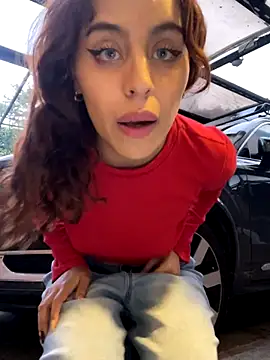 Katee Jones online show from 10/29/25, 10:31