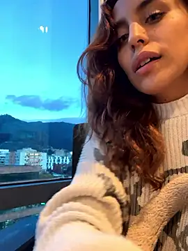 Katee Jones online show from 01/14/26, 11:08