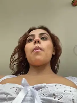 Katee Jones online show from 11/06/25, 08:46