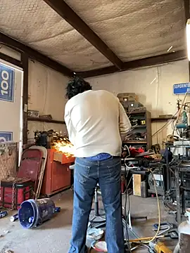 yomanfriend online show from 01/14/25, 08:15