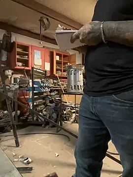 yomanfriend online show from 01/04/25, 12:05