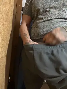 yomanfriend online show from 12/15/24, 03:31