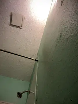 yomanfriend online show from 09/18/25, 01:52