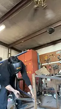 yomanfriend online show from 12/25/24, 09:33