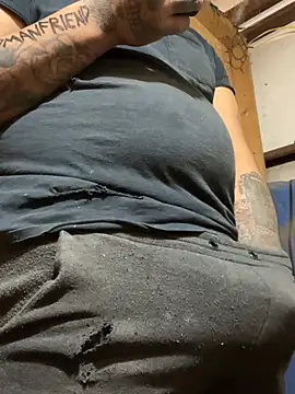 yomanfriend online show from 12/21/24, 01:04