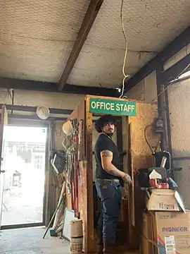 yomanfriend online show from 01/04/25, 08:37